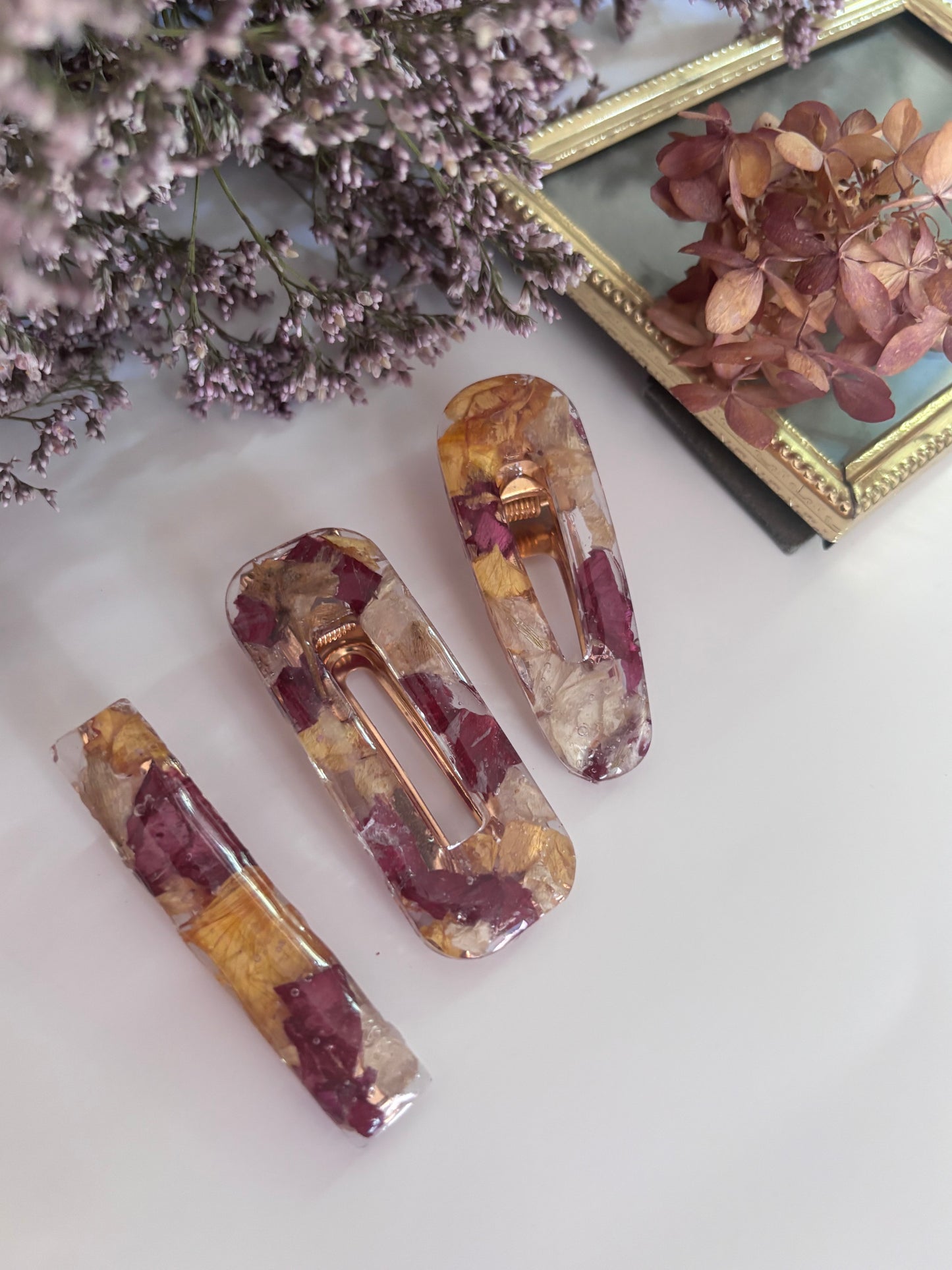 Lot de 3 barrettes en fleurs séchées surcyclées