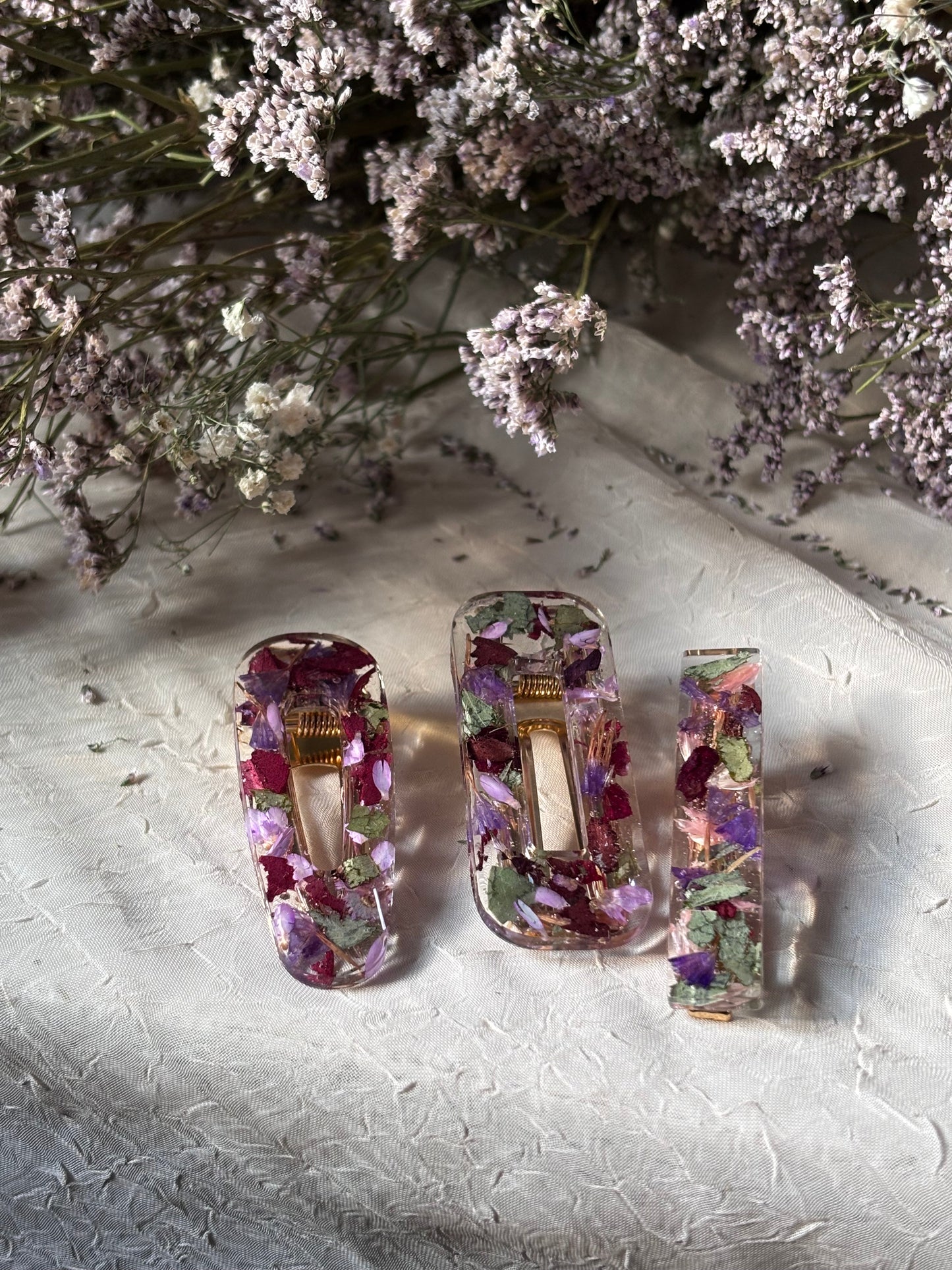 Lot de 3 barrettes en fleurs séchées surcyclées - COULEURS ET COMPOSITION SURPRISE