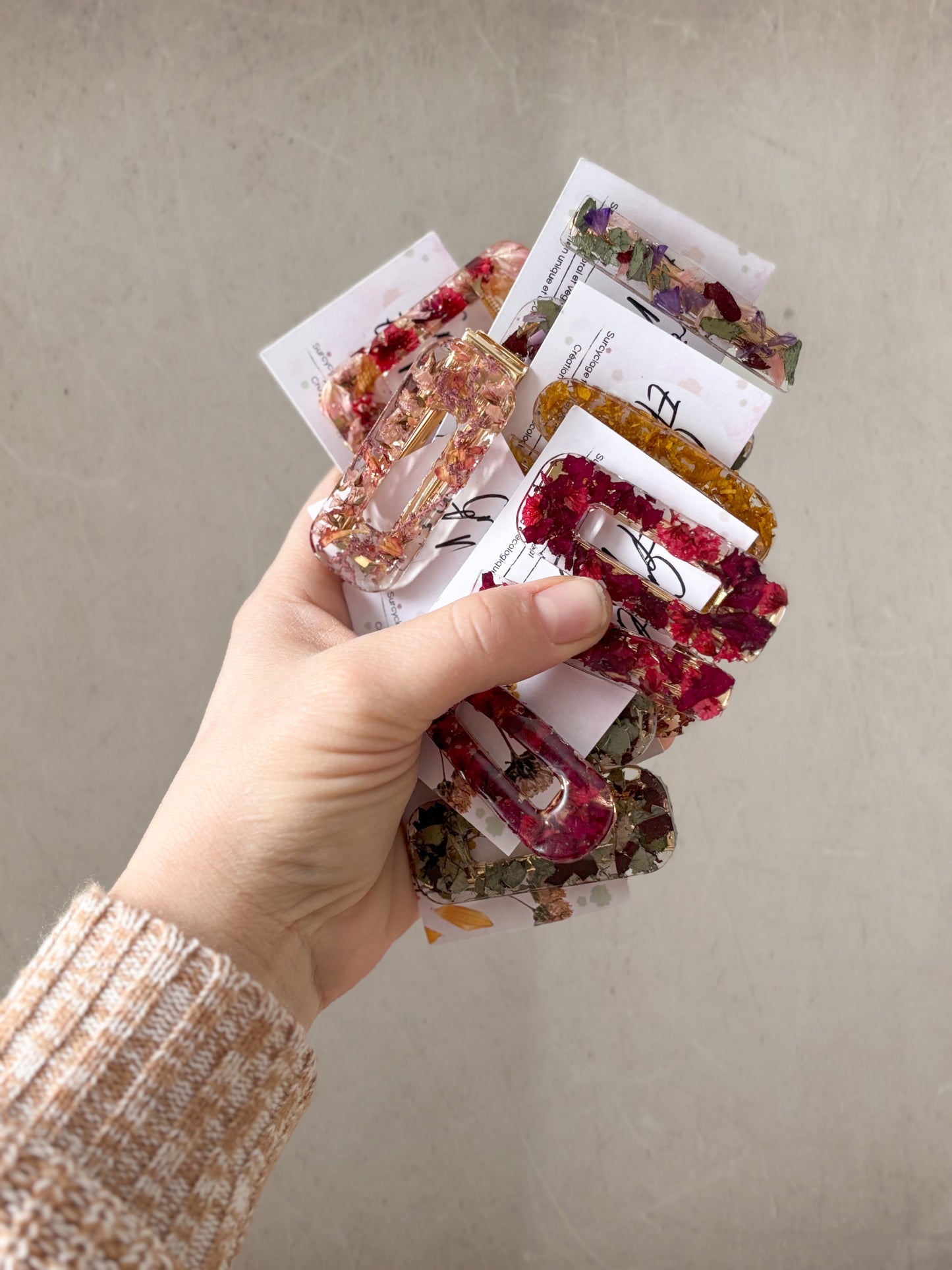 Lot de 3 barrettes en fleurs séchées surcyclées - COULEURS ET COMPOSITION SURPRISE