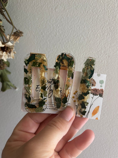 Lot de 3 barrettes en fleurs séchées surcyclées