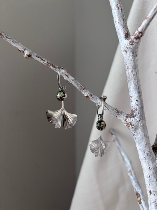 | Symphonie florale | Boucles d’oreilles en fleurs séchées et résine | #1002