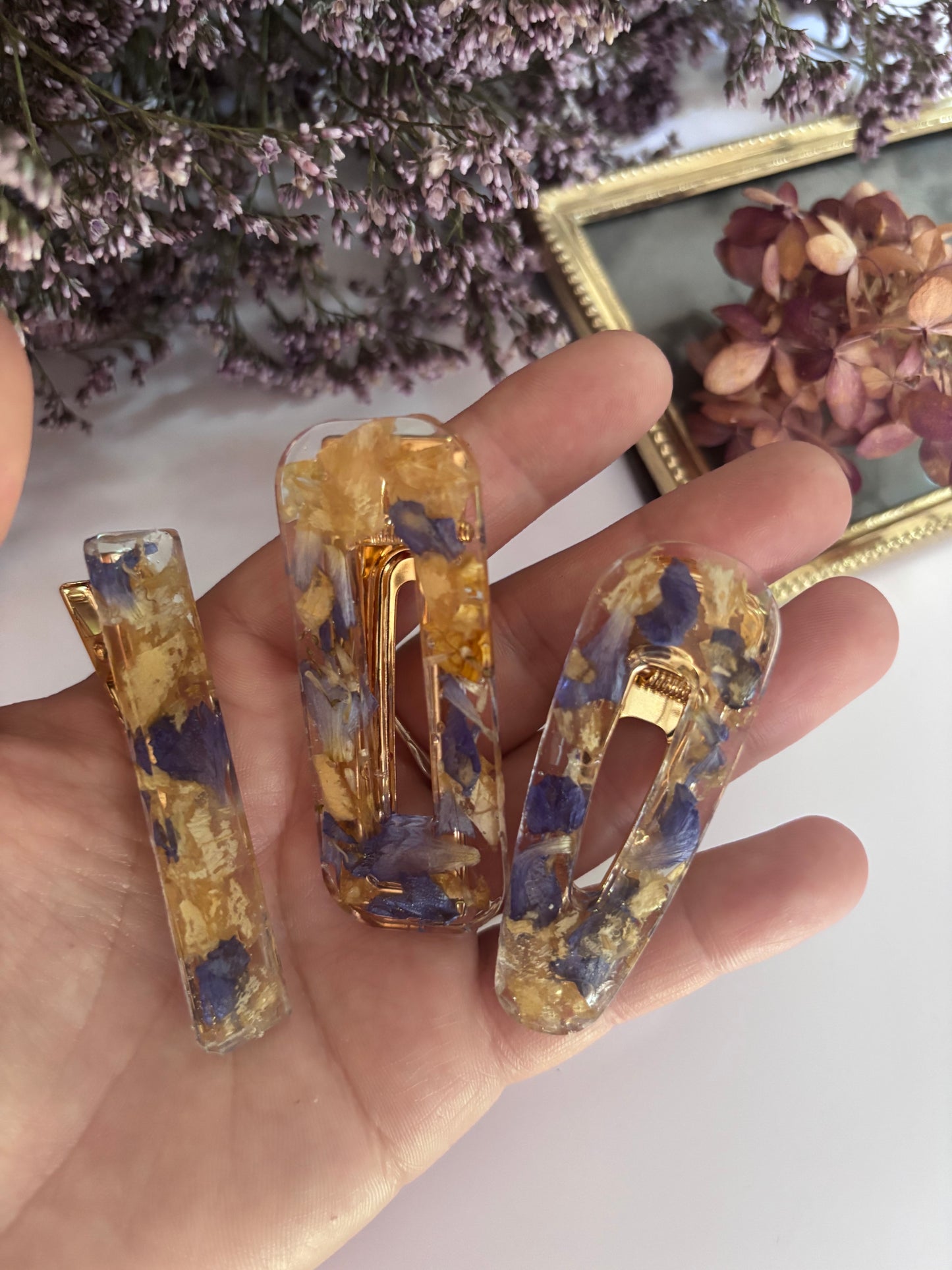Lot de 3 barrettes en fleurs séchées surcyclées