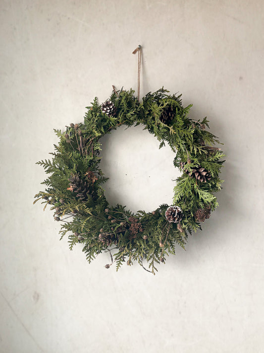 Les couronnes naturelles : champêtre et durable pour votre décor de Noël !