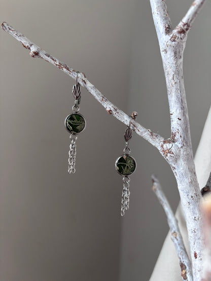 | Symphonie florale | Boucles d’oreilles en fleurs séchées et résine | #1010