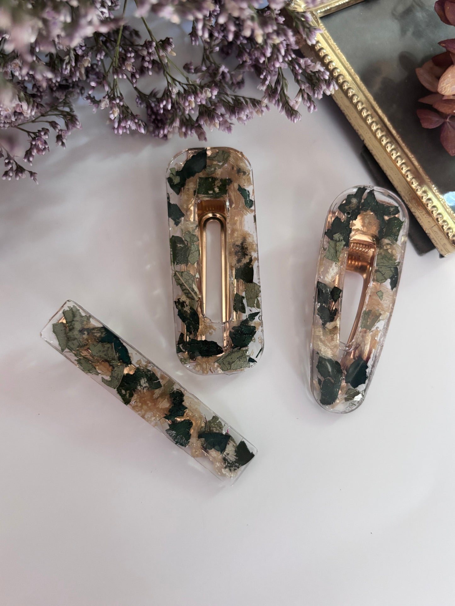 Lot de 3 barrettes en fleurs séchées surcyclées